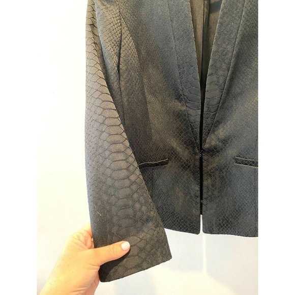 Catherine Malandrino Blazer *3/$20 Sale* - Picture 6 of 9